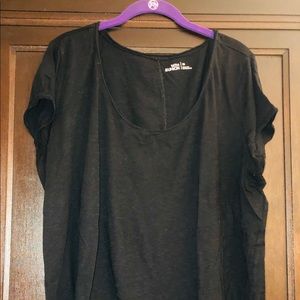Black t shirt
